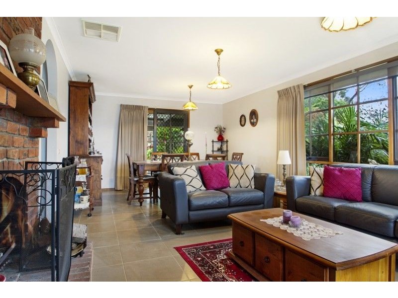 21 Sarah Place, Hampton Park VIC 3976