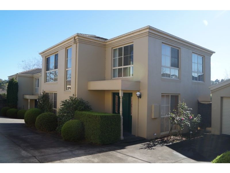 4/1 Miller Street, Berwick VIC 3806