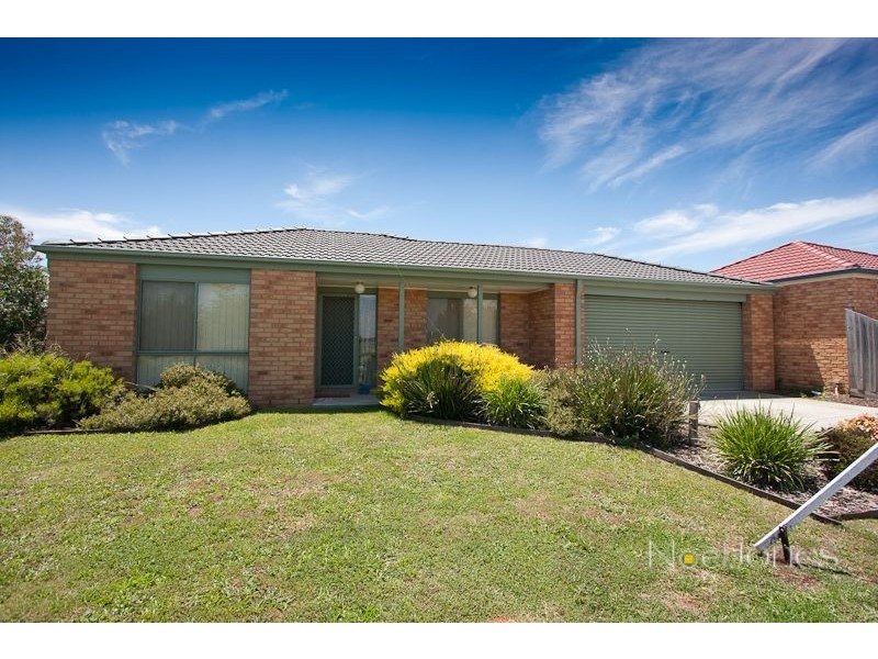 6 Kinsale View, Berwick VIC 3806
