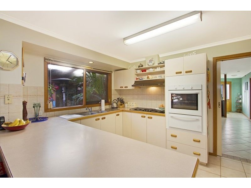 21 Kendall Drive, Narre Warren VIC 3805
