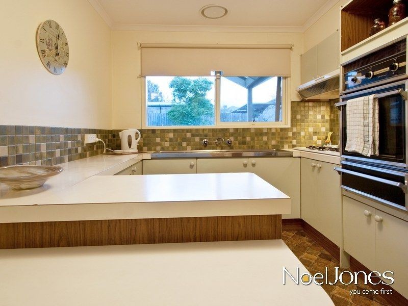 11 Stewart Avenue, Narre Warren VIC 3805