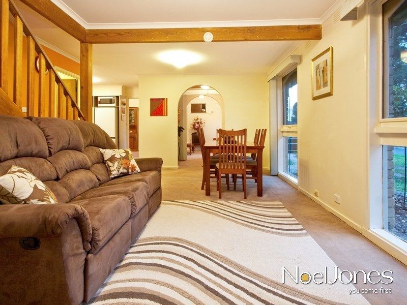 11 Stewart Avenue, Narre Warren VIC 3805