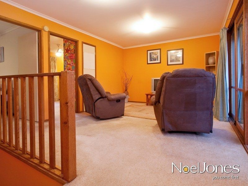 11 Stewart Avenue, Narre Warren VIC 3805