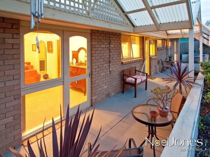 11 Stewart Avenue, Narre Warren VIC 3805