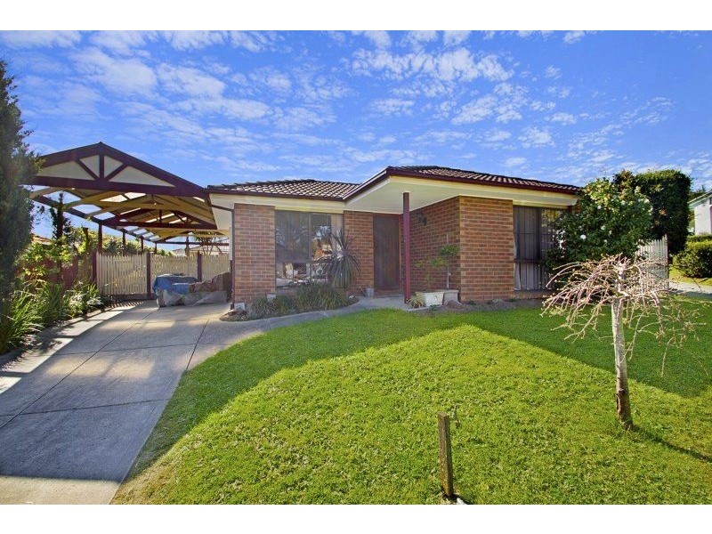 4 Stanton Close, Narre Warren South VIC 3805