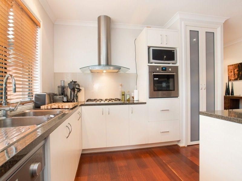 19 Montpelier Drive, Berwick VIC 3806