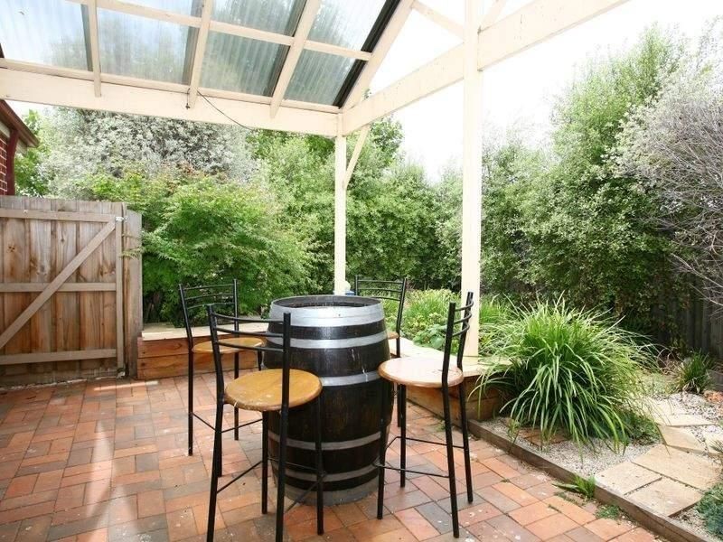 3 Robinswood Parade, Narre Warren South VIC 3805