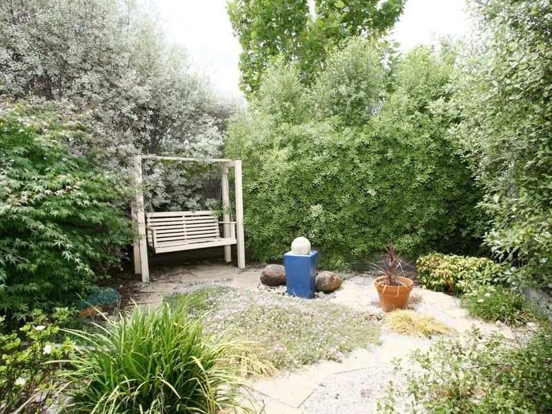 3 Robinswood Parade, Narre Warren South VIC 3805