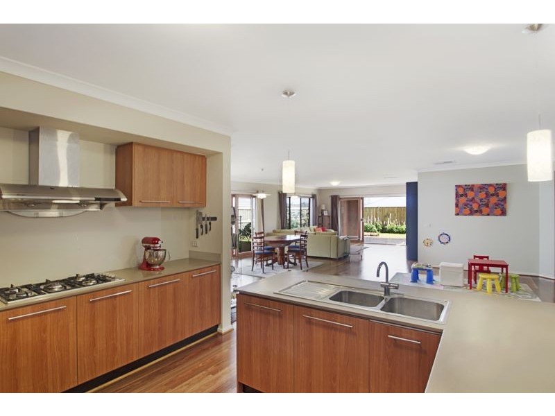 37 Yammerbook Way, Cranbourne East VIC 3977