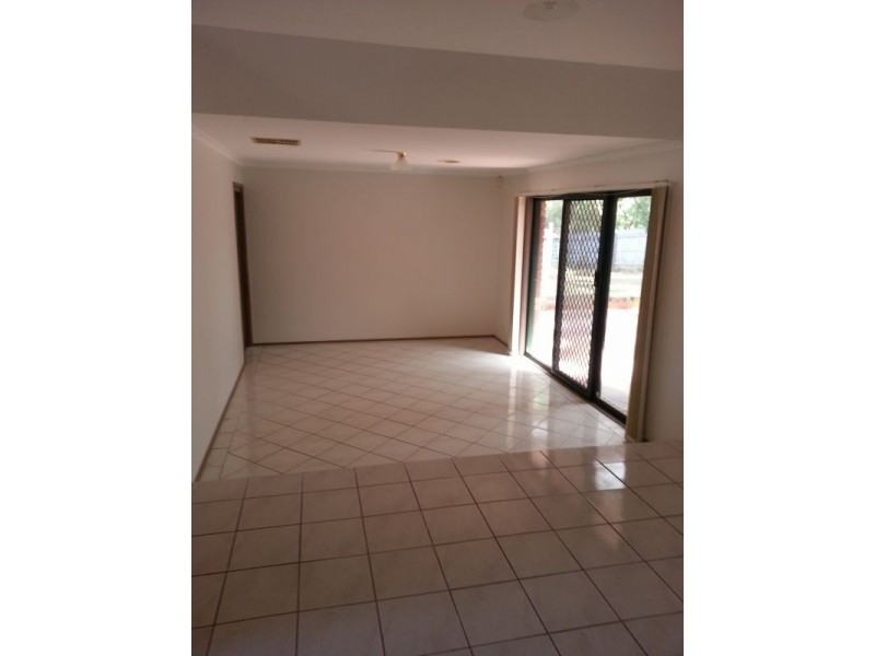 23 Leonard Ave, Berwick VIC 3806