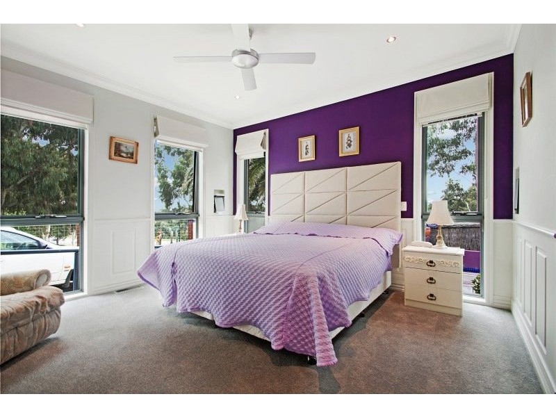 37 Northgate Drive, Berwick VIC 3806