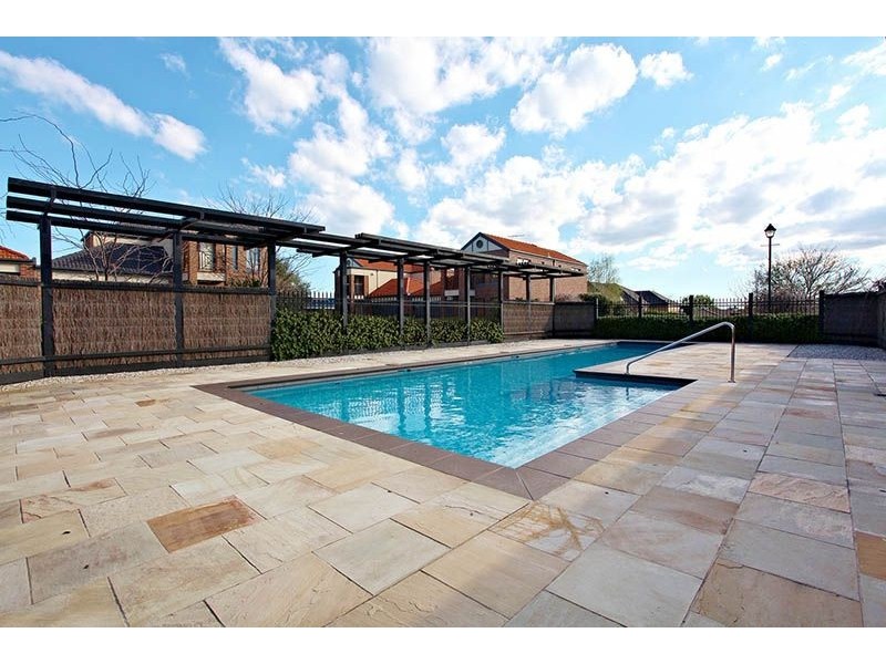 37/18-26 Marlesford Crescent, Berwick VIC 3806