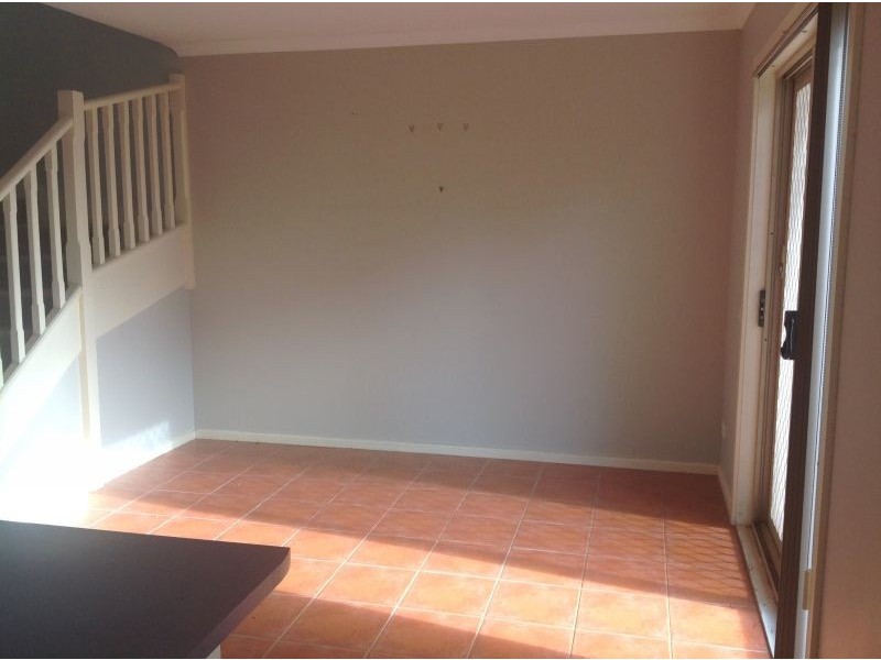 17/2-6 Jerilderie Dve, Berwick VIC 3806