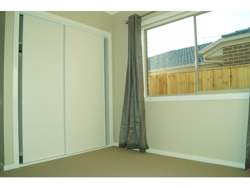 11 Macreadie Drive, Berwick VIC 3806
