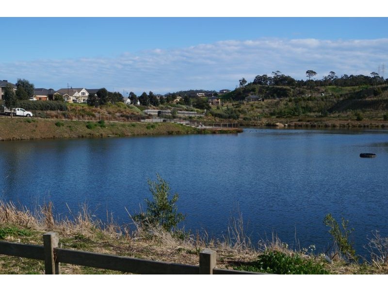 6 Chelan Court, Pakenham VIC 3810