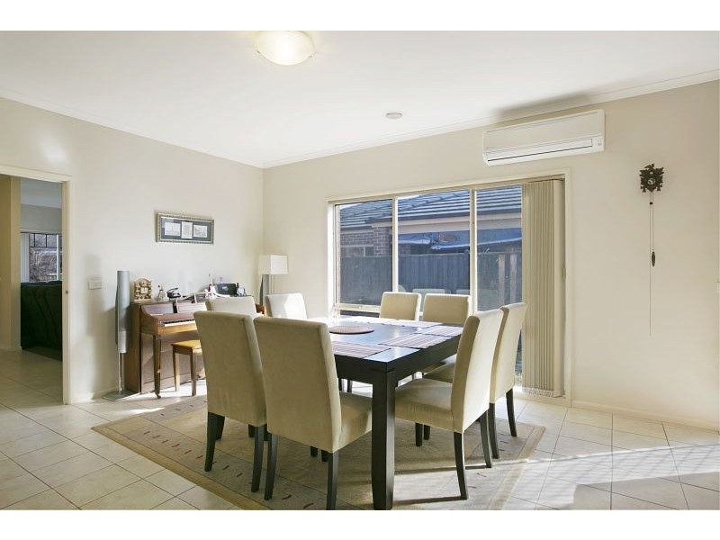 40 Jack William Way, Berwick VIC 3806