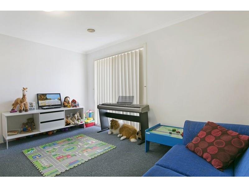 11 Alberta Way, Berwick VIC 3806