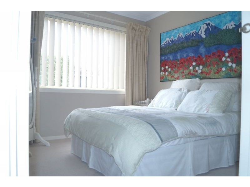 15 Alberta Way, Berwick VIC 3806