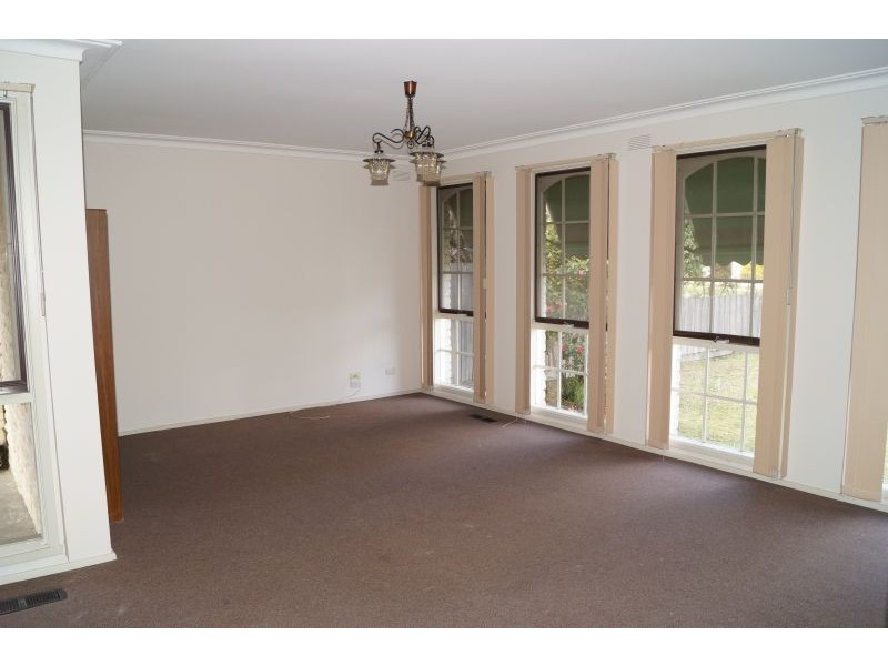 4 Jane Street, Berwick VIC 3806