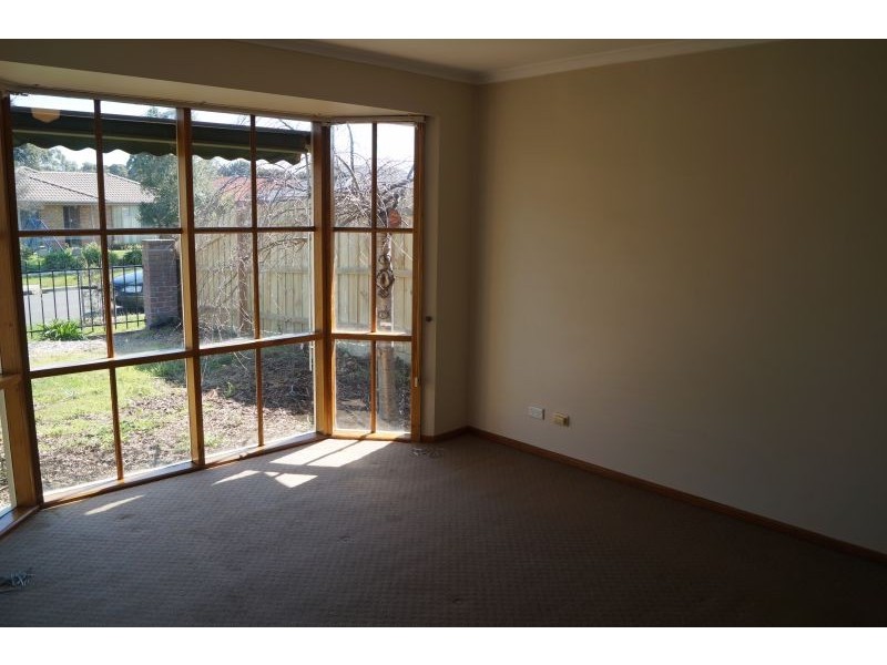 20 Florence Ave, Berwick VIC 3806