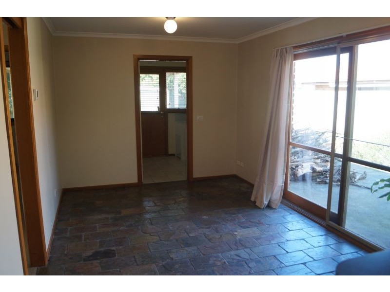 20 Florence Ave, Berwick VIC 3806