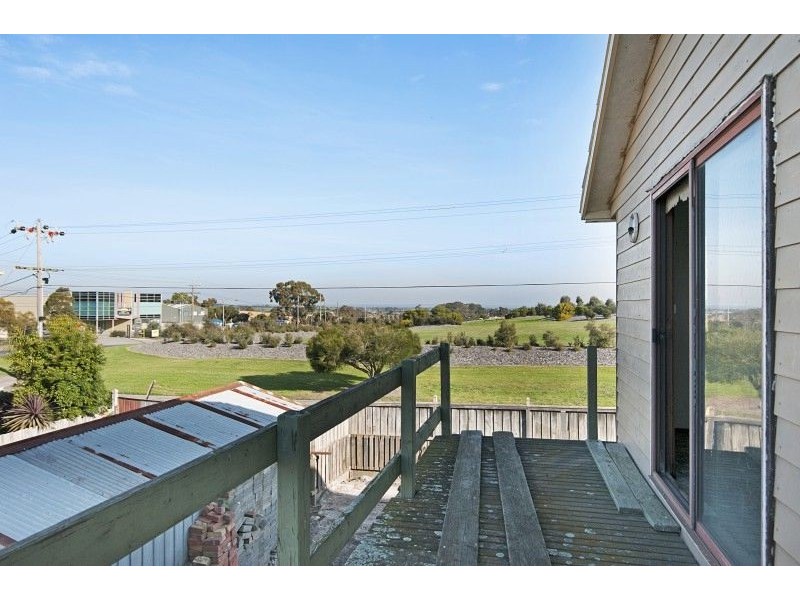 2 Rowson Grove, Clarinda VIC 3169