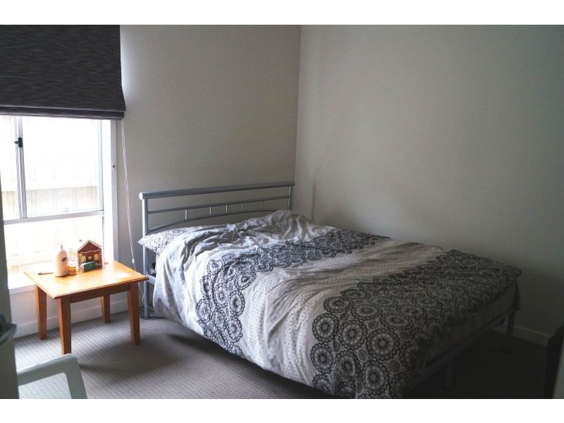 5 Pyrenees Road, Clyde VIC 3978