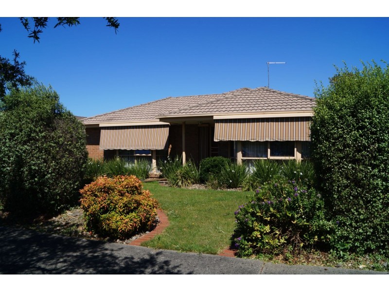 3 Lexcen Close, Berwick VIC 3806