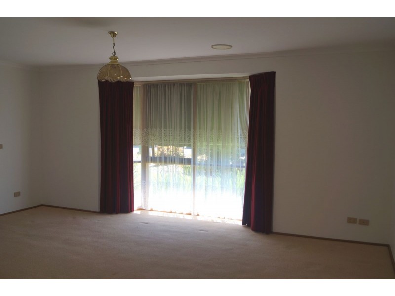 3 Lexcen Close, Berwick VIC 3806