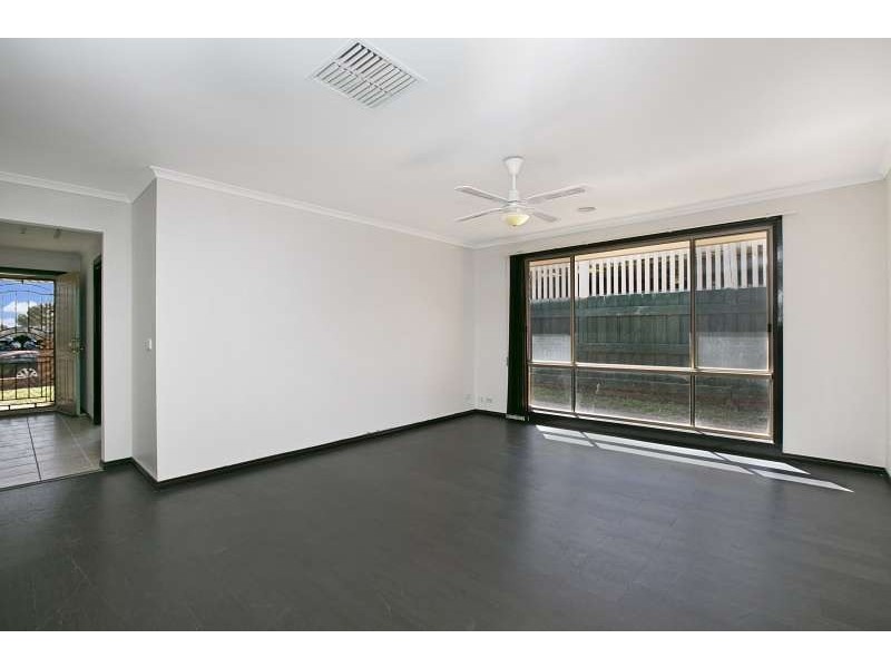 5 Cush Place, Hampton Park VIC 3976