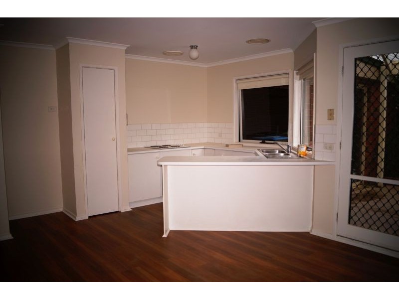 28 Coolabah Grove, Berwick VIC 3806