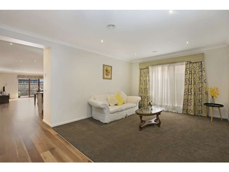 14 Teviot Street, Clyde VIC 3978