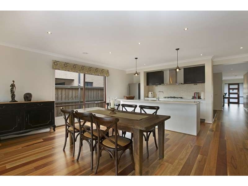 14 Teviot Street, Clyde VIC 3978