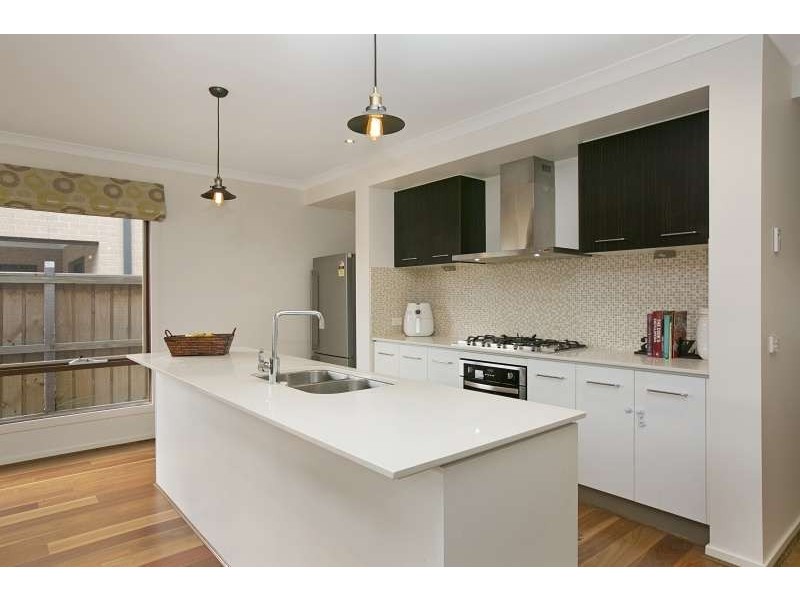 14 Teviot Street, Clyde VIC 3978