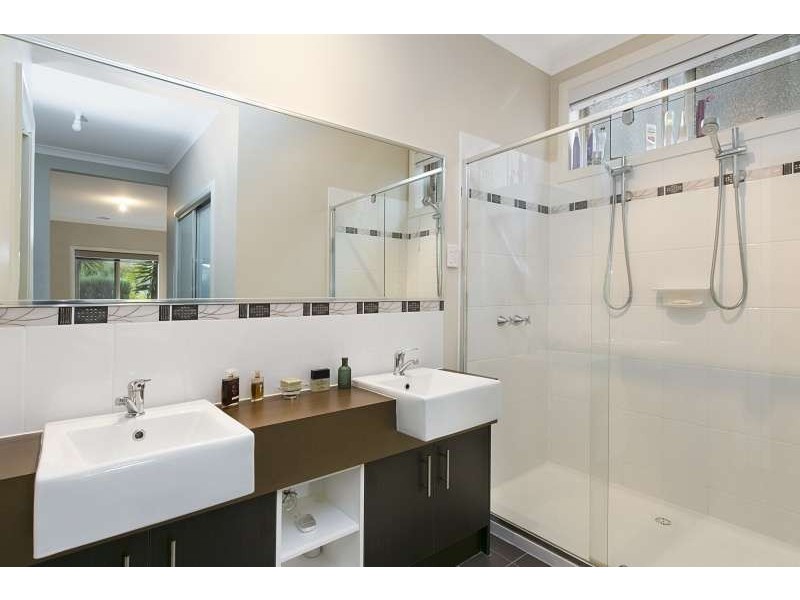 10 Belmont Road, Berwick VIC 3806