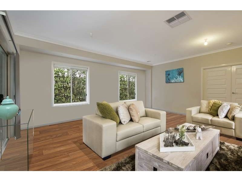 10 Belmont Road, Berwick VIC 3806