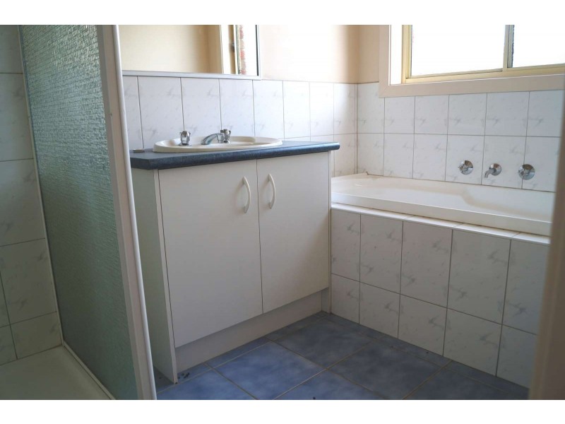 3 Cashel Court, Berwick VIC 3806