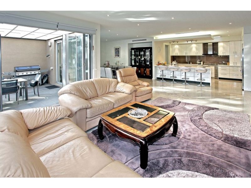 21 Mitchell Road, Caulfield North VIC 3161