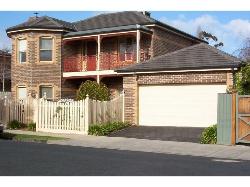 7 Rowan Street, Caulfield North VIC 3161