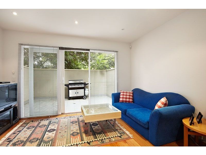 15/38 Waterloo Cres, St Kilda VIC 3182