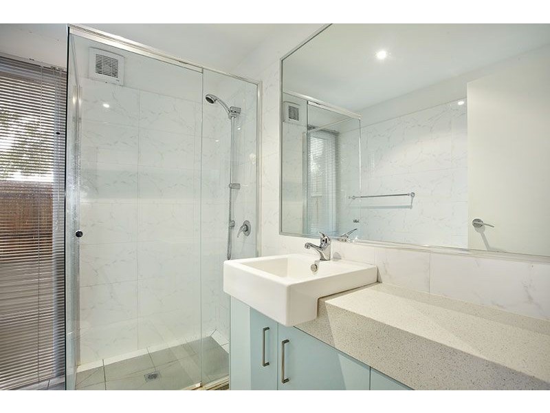 15/38 Waterloo Cres, St Kilda VIC 3182