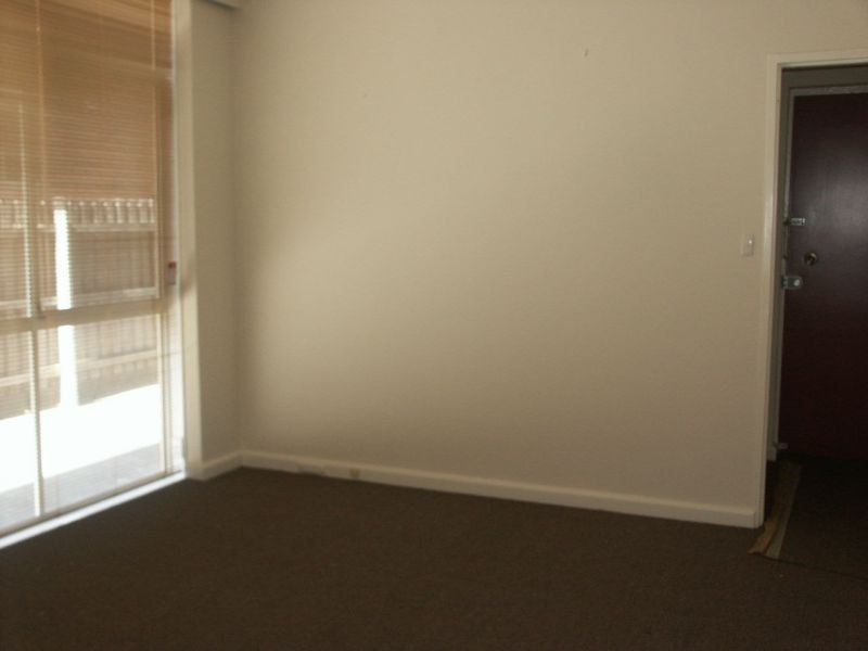 2/16 Westbury Grove, St Kilda East VIC 3183