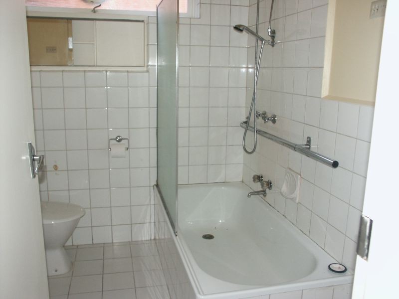9/12 St Huberts Road, Carnegie VIC 3163