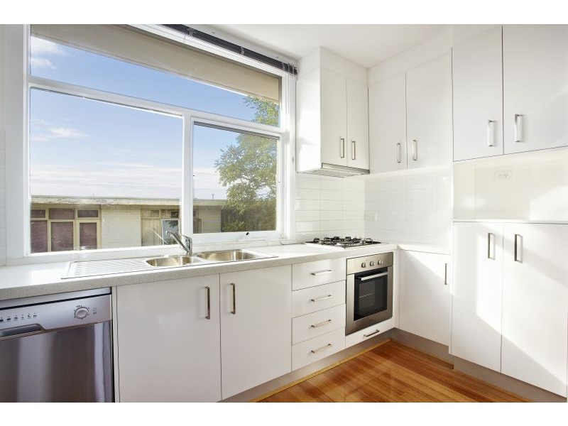 13/38 Waterloo Crescent, St Kilda VIC 3182