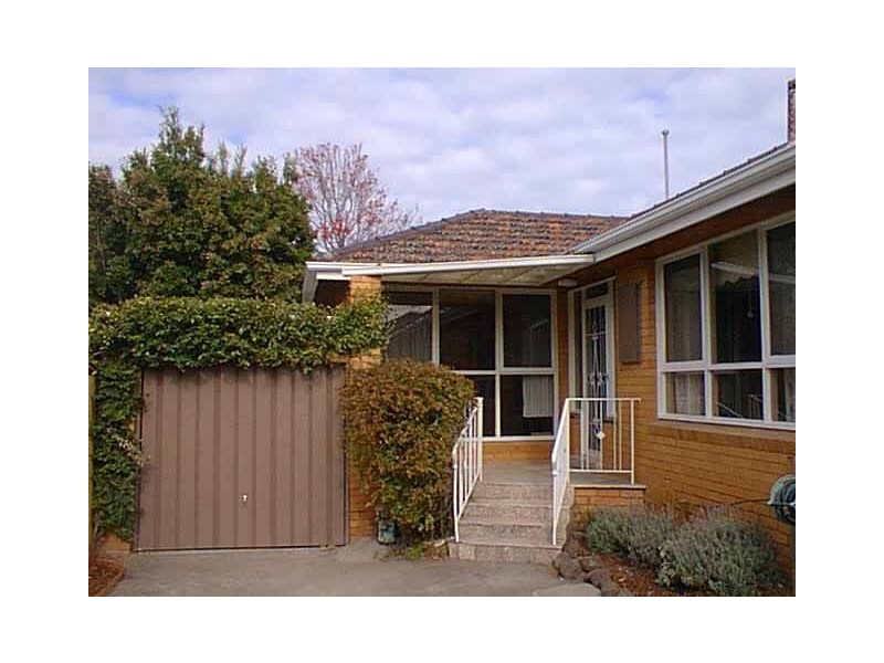 4/15 Airdrie Road, Caulfield North VIC 3161