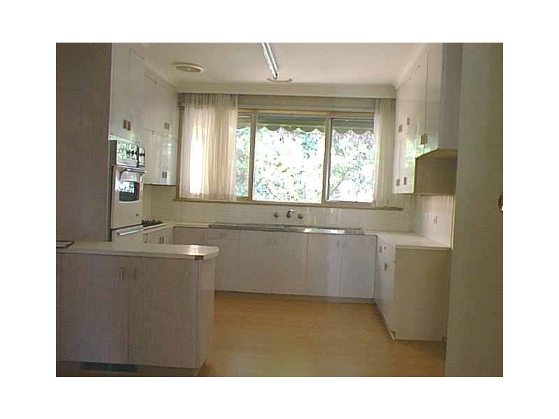 4/15 Airdrie Road, Caulfield North VIC 3161
