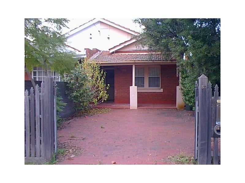 50 Kambrook Road, Caulfield North VIC 3161