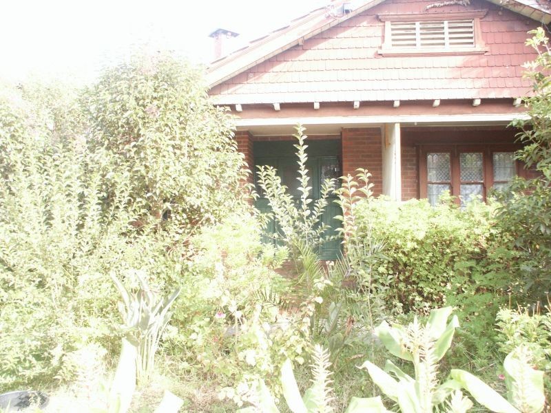 4 Carnarvon Road, Caulfield North VIC 3161