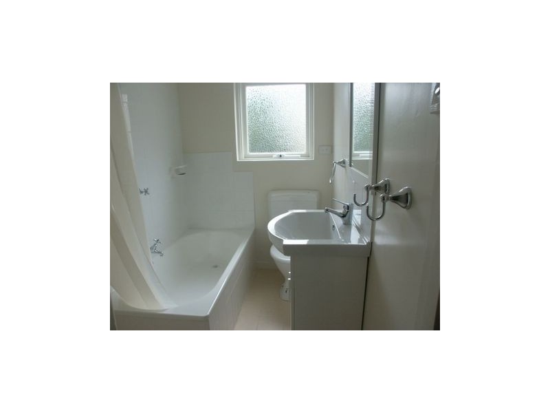 6/4 Fiona Court, St Kilda East VIC 3183