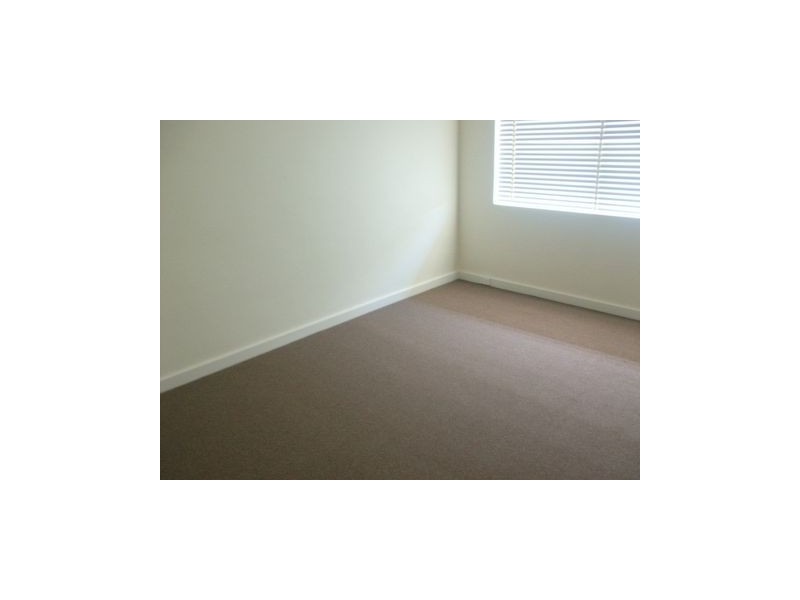 6/4 Fiona Court, St Kilda East VIC 3183